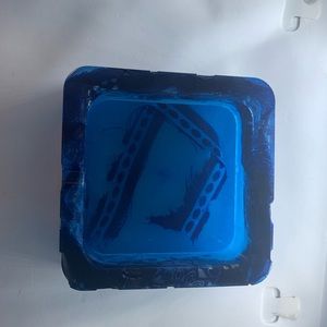 Ash trays and rolling trays